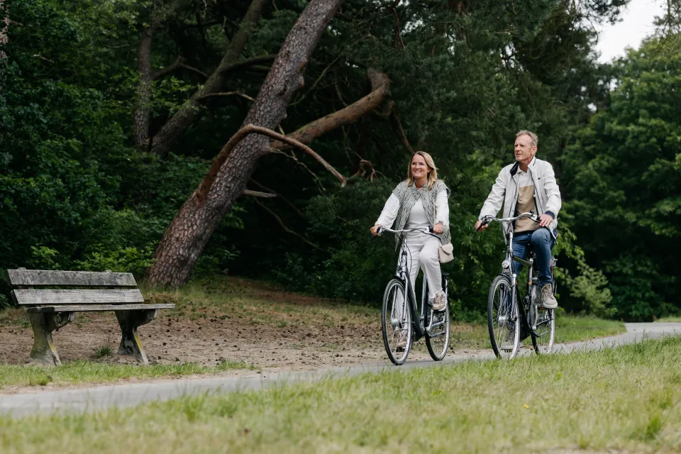 fietsen door natuur